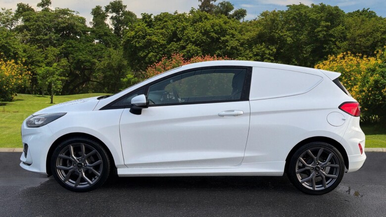 Ford Fiesta Petrol 1.0 Ecoboost mHEV Sport Van